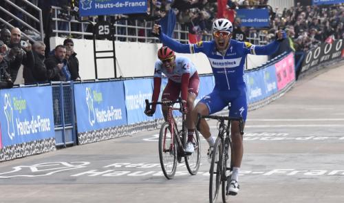 Philippe Gilbert remporte Paris-Roubaix !!!