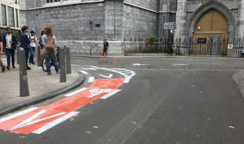 Place Saint-Paul : des marquages cyclables pirates effacés