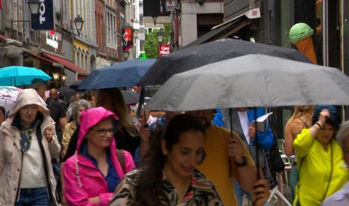 Pluie et ciel gris pour le commerce liégeois