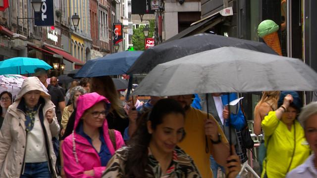 Pluie et ciel gris pour le commerce liégeois
