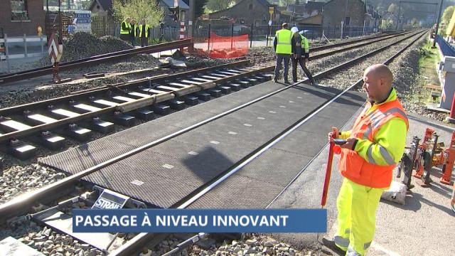 Pose d'un passage à niveau innovant à Comblain-La-Tour