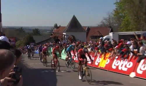 Quatre ascensions du "Mur de Huy" pour dompter la 88e Flèche