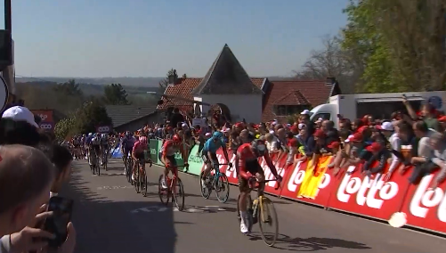 Quatre ascensions du "Mur de Huy" pour dompter la 88e Flèche