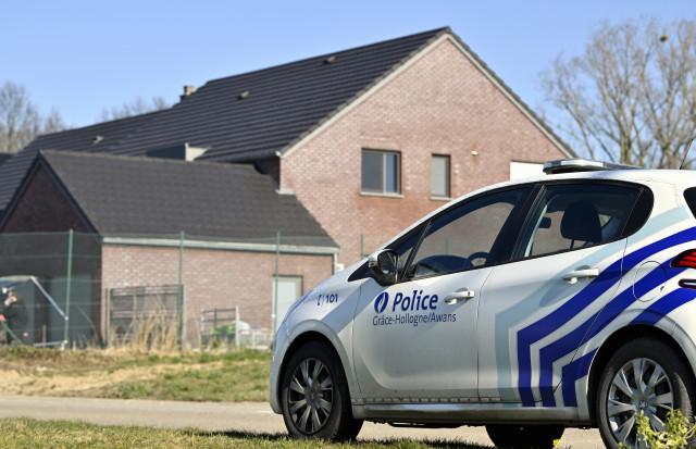 Quatre corps sans vie découverts à Awans 