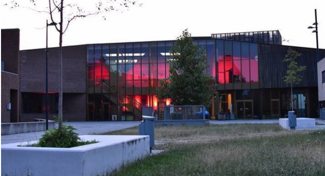 Red Alert Belgium : les centres culturels s'illuminent en rouge 