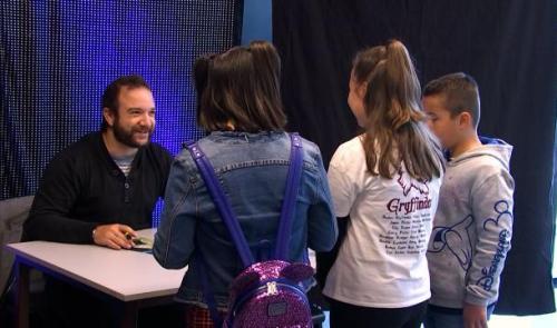 Rencontre avec la voix française d'Harry Potter, Kelyan Blanc, en visite à Liège