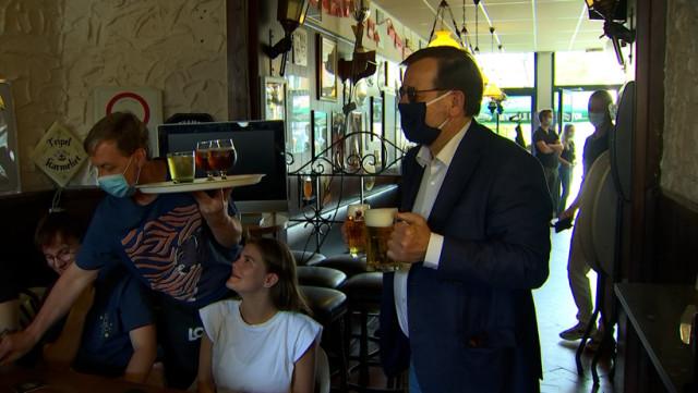 HORECA  à l'intérieur, tout le monde s'y met !