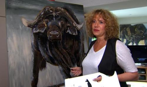 Retour aux sources africaines avec la peintre animalière Sonia Sibiet, une expo à la galerie Lierhmann