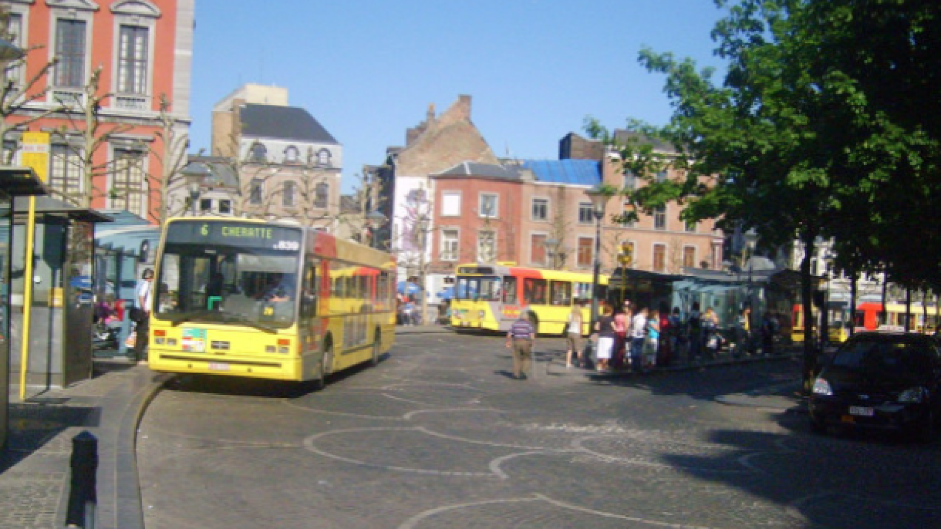 Retour des bus aux terminus Gare Léopold 
