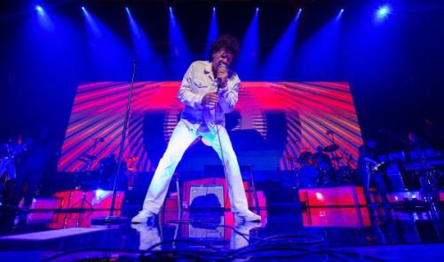 Robert Charlebois nous présente le plus grand show de sa carrière, bientôt au Forum 