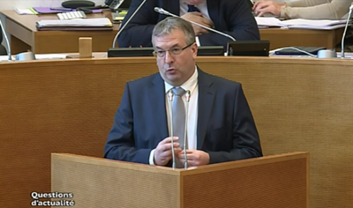 Sidérurgie : P-Y Jeholet interrogé sur l'avenir du froid à Liège