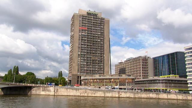 Situation à la Tour Kennedy une semaine après l'incendie.
