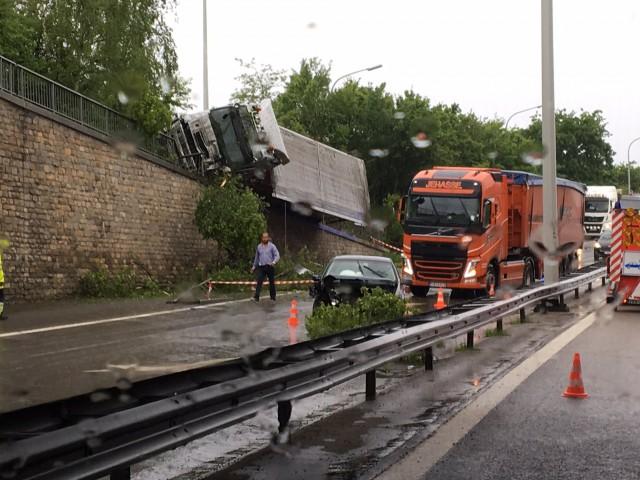 Spectaculaire accident en direction de Maastricht (vidéo) 