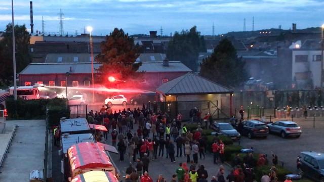 Standard : réactions après les incidents en marge du match contre Charleroi (vidéo)