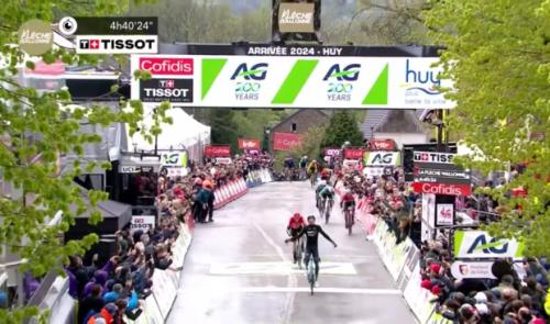 Stephen Williams premier Britannique à remporter la Flèche Wallonne