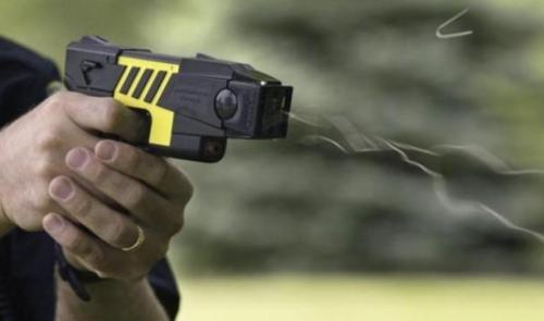 Taser : la ville de Liège rencontrera la population