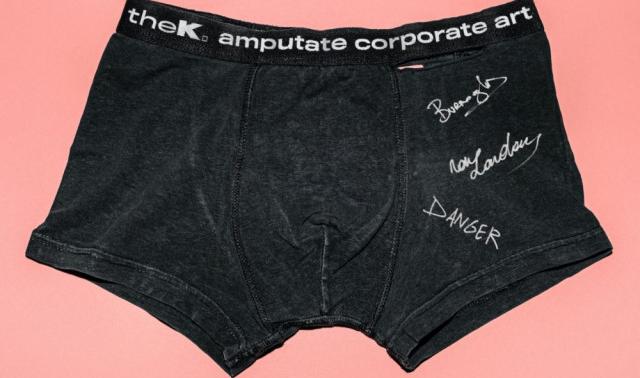 The K. : Amputate corporate art 