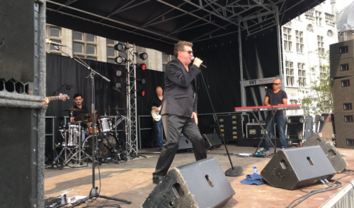 Thierry Luthers : le journaliste chanteur fan de Johnny
