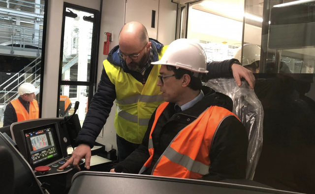 Tram En Commun S5#24 : les conducteurs et le poste de conduite