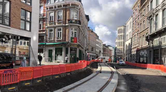 Tram En Commun S5#28 : dalles à Cité et P+R terminé