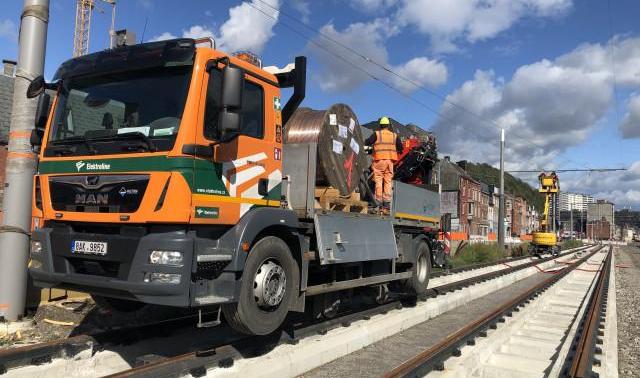 Tram En Commun S5#3 : l'installation de la Ligne Aérienne de Contact 