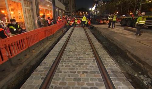 Tram :  les premiers rails posés dans le centre