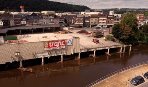 Travaux de démolition de l'îlot Aldi-Trafic à Chênée
