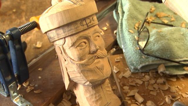 Un atelier de marionnettes unique à Saint-Nicolas