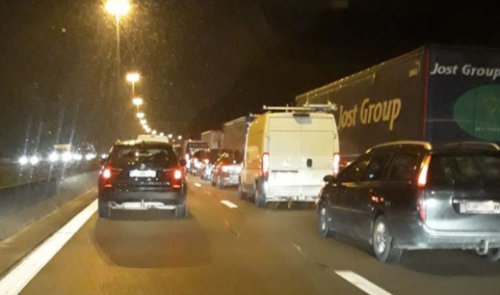 Un camion perd son chargement à hauteur de Barchon : d'importants embarras sur la E40!