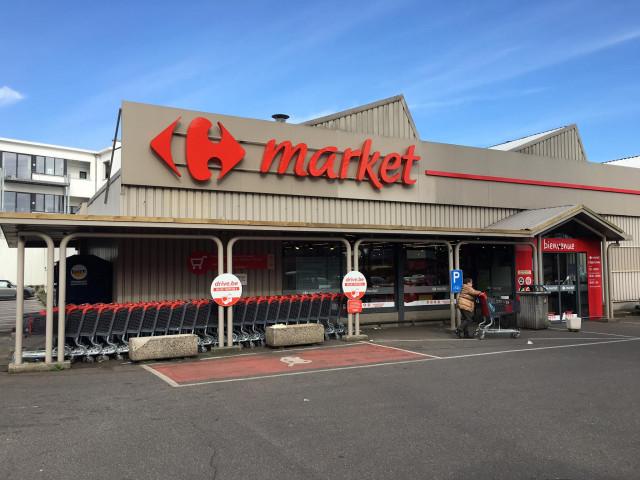 Un collectif pro-palestinien s'en prend aux devantures de Carrefour liégeois
