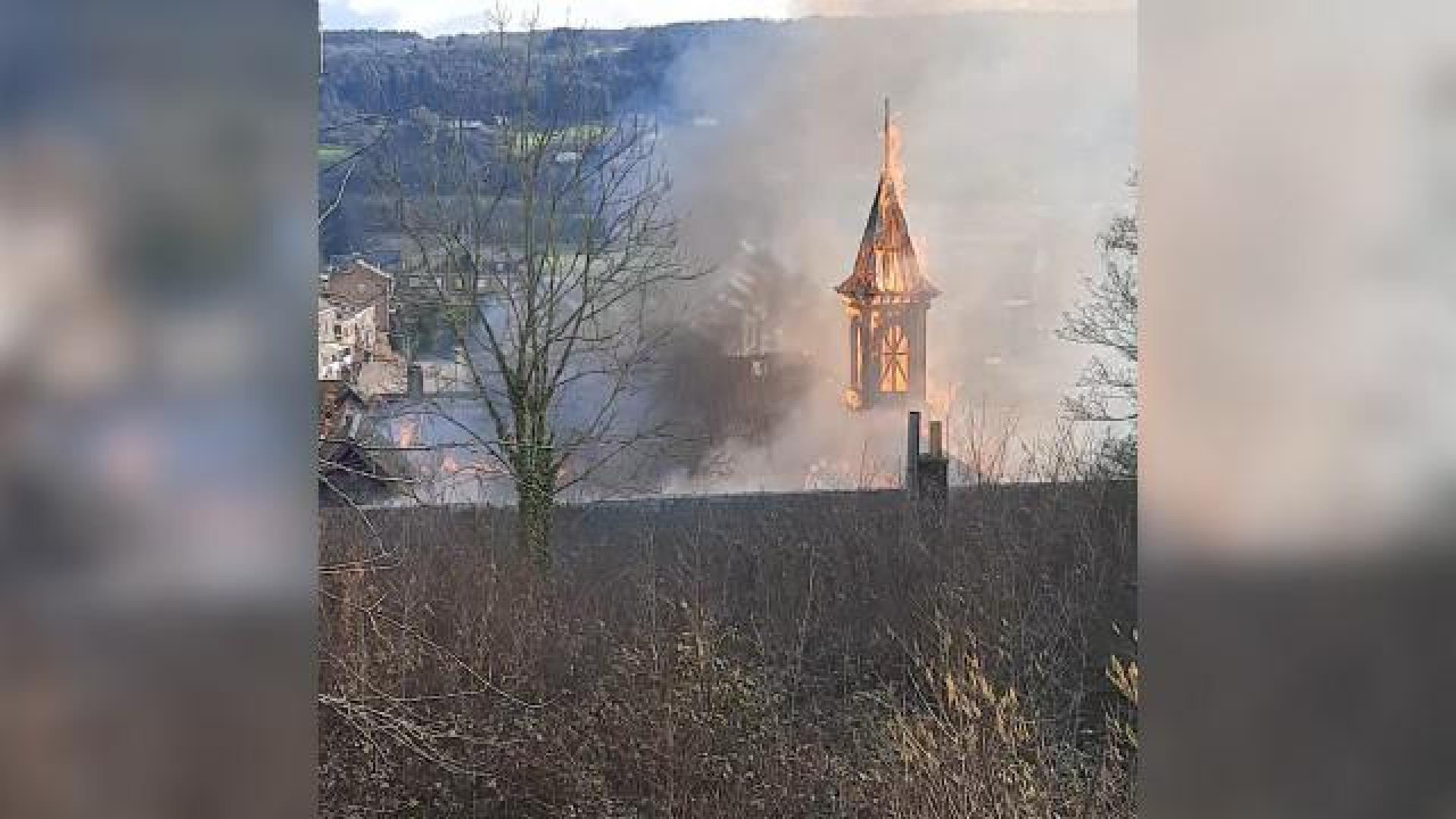 Un incendie ravage le Prieuré d'Amay