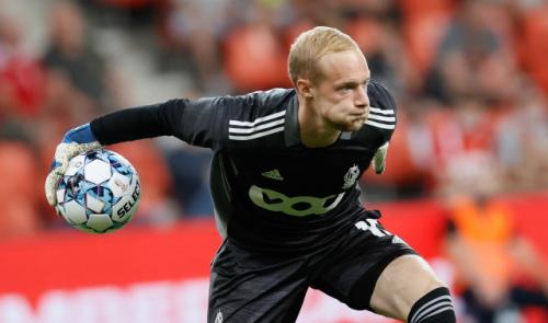 Un nouveau contrat pour Arnaud Bodart au Standard