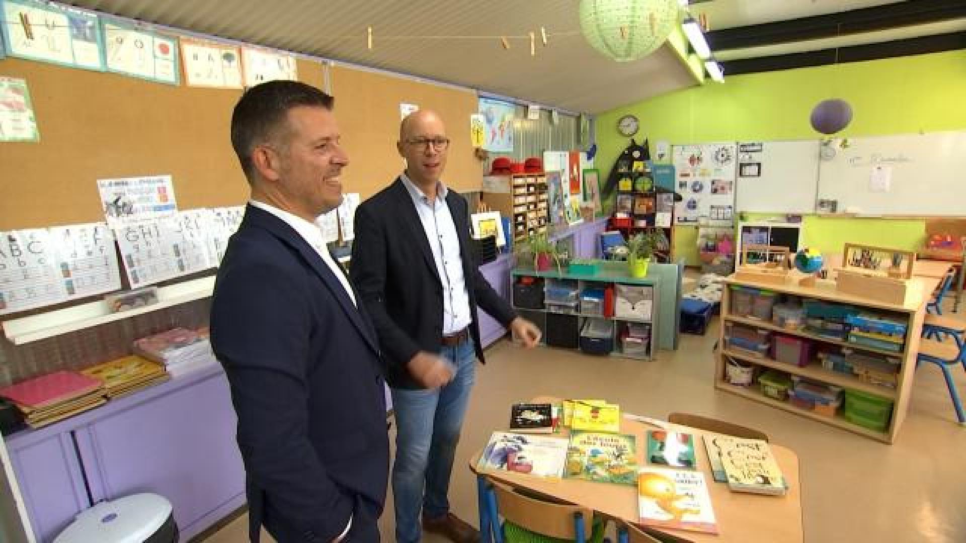 Une classe, deux profs : Julien Nicaise en classe de co-enseignement 
