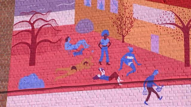 Une grande fresque féministe dans le quartier du Longdoz 