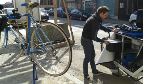 Vélo : un atelier mobile de réparation