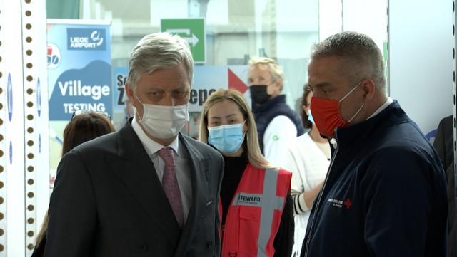Visite du Roi Philippe au centre de vaccination de Bierset