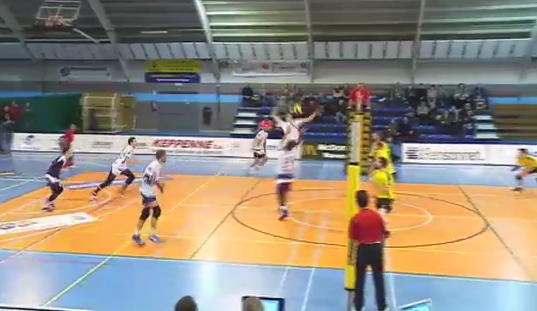 Volley : Waremme VBC - Amigos Zoersel 