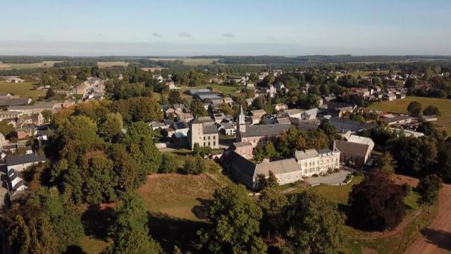 "Vu du Ciel" : Ouffet et Tinlot
