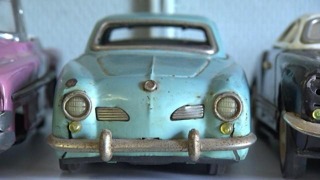 Wallonie bienvenue: collectionneur de voitures miniatures 