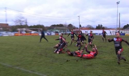 Zapping sports: Stockay et les joies du combat de boue 