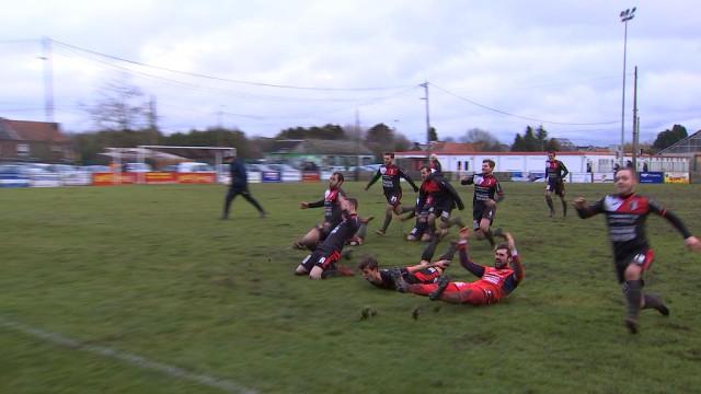 Zapping sports: Stockay et les joies du combat de boue 