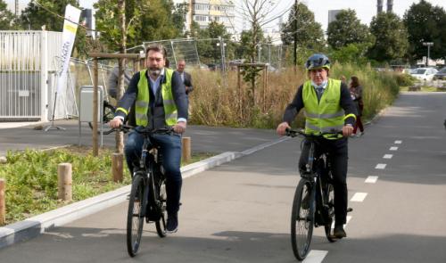 Vélos électriques partagés pour les agents provinciaux