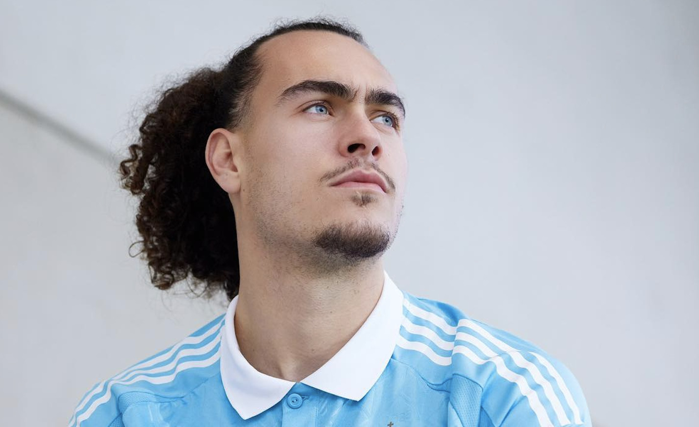 Arthur Theate marque son premier but avec les Diables Rouges