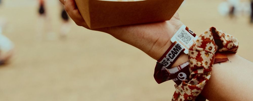 Testachats dépose plainte contre les Ardentes