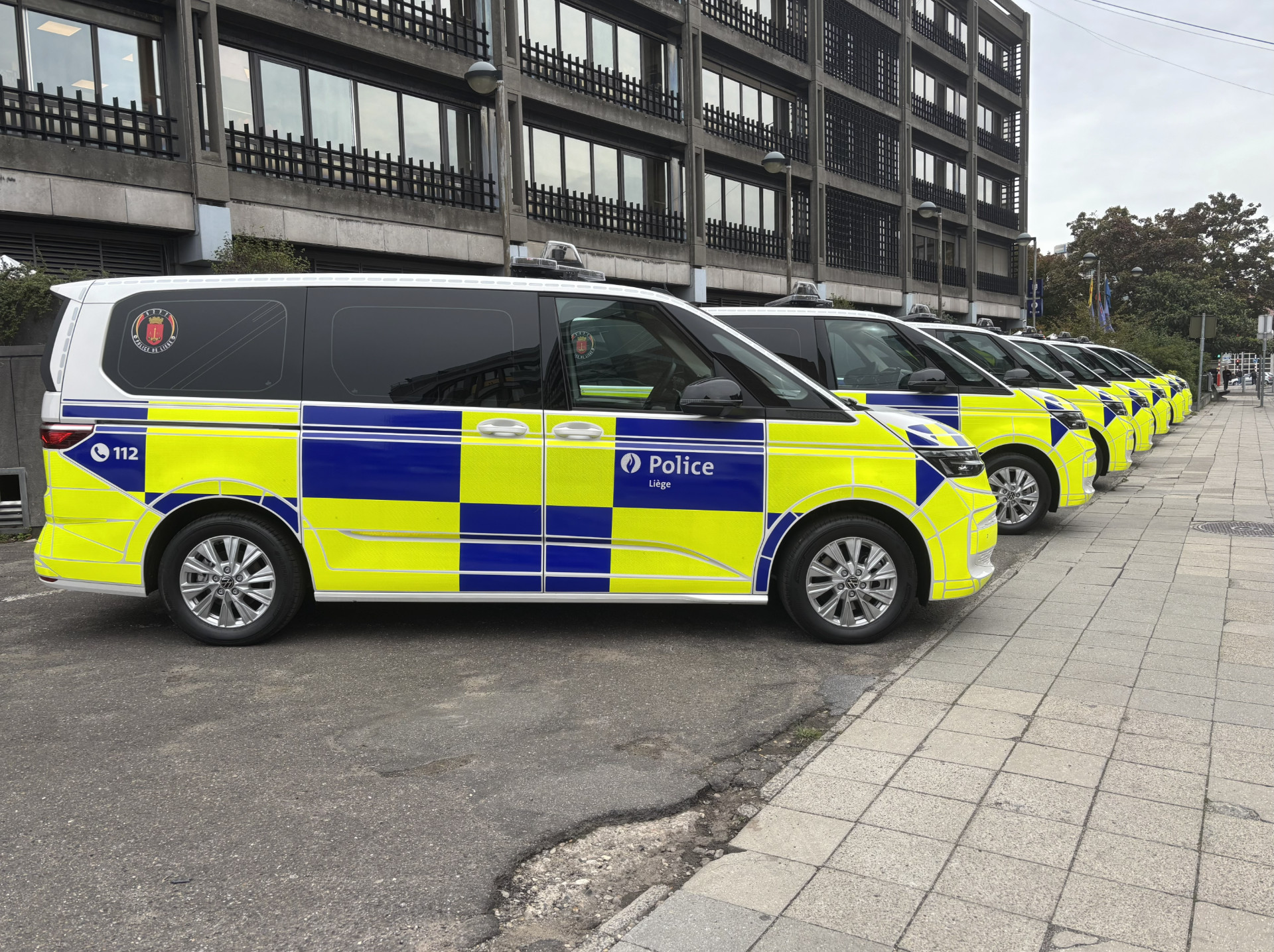 Un nouveau look pour les véhicules de la police de Liège