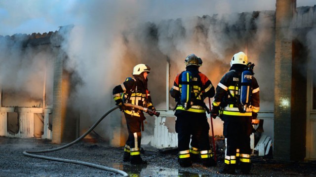 Incendie d'un hangar à Wanze : une personne légèrement brulée