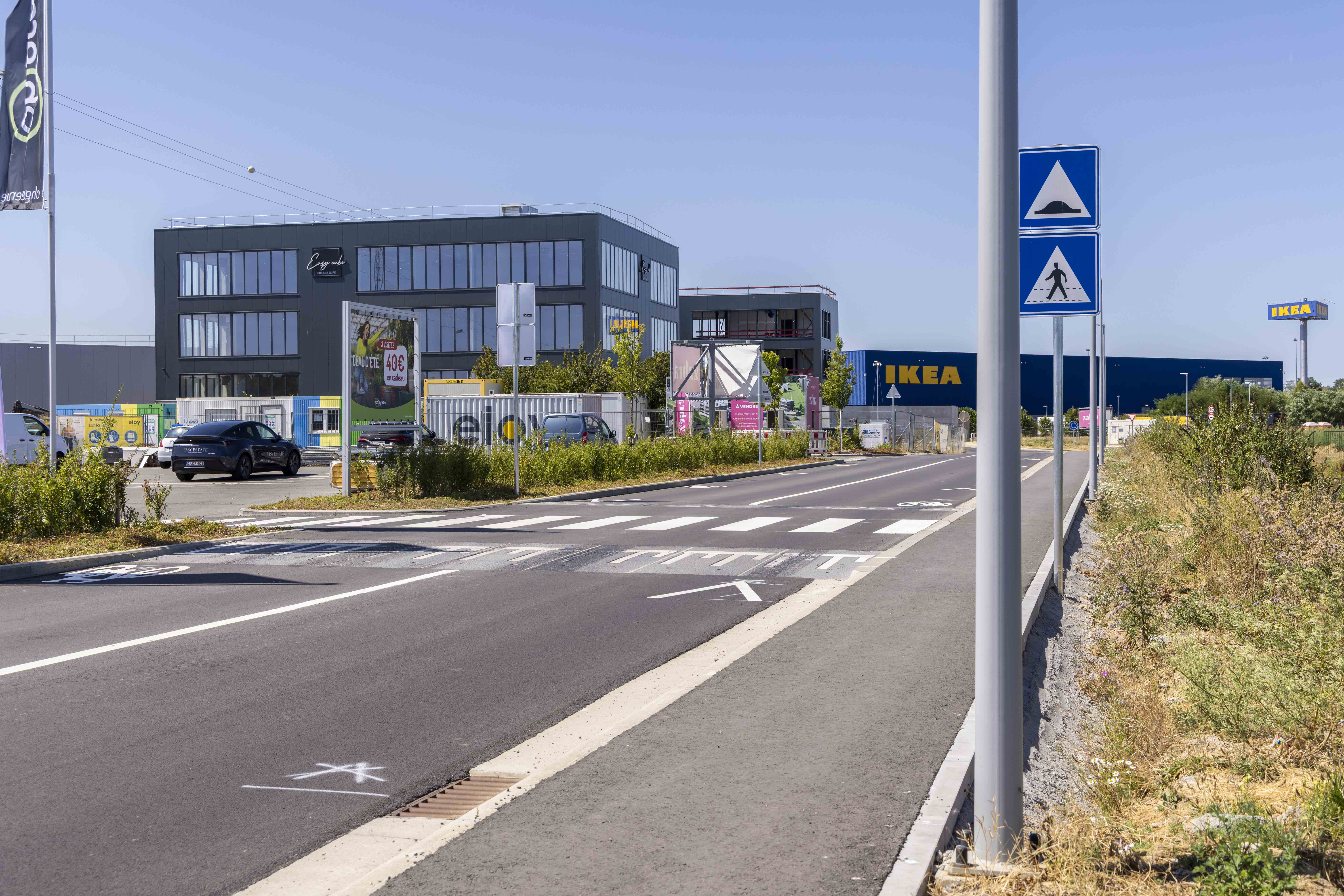 Awans : une liaison routière entre Ikea et le complexe commercial voisin