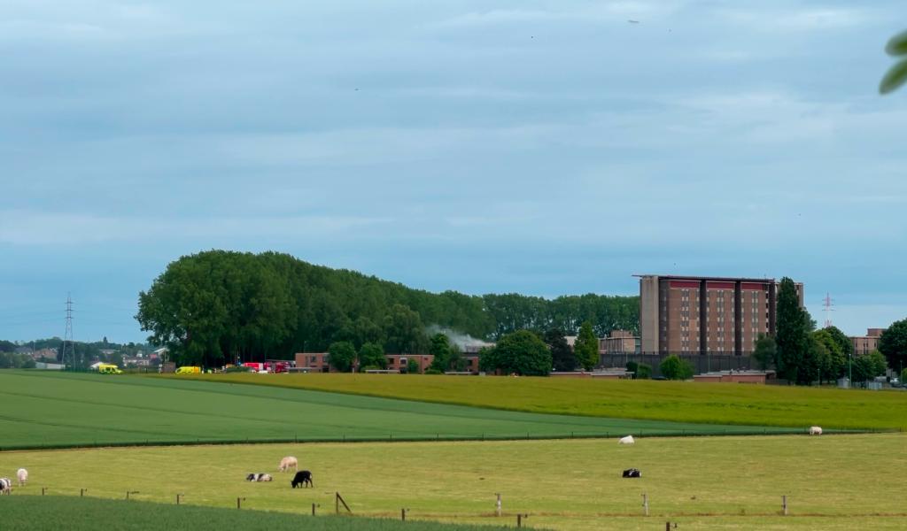 Incendie à Lantin: une délégation ministérielle sur les lieux
