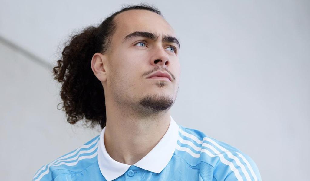 Arthur Theate marque son premier but avec les Diables Rouges