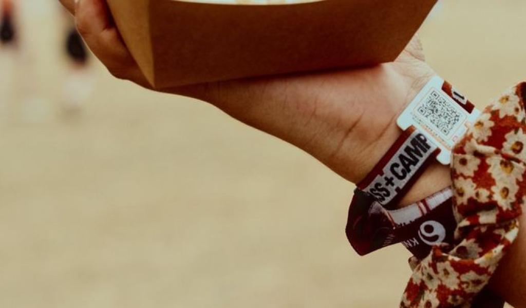 Testachats dépose plainte contre les Ardentes